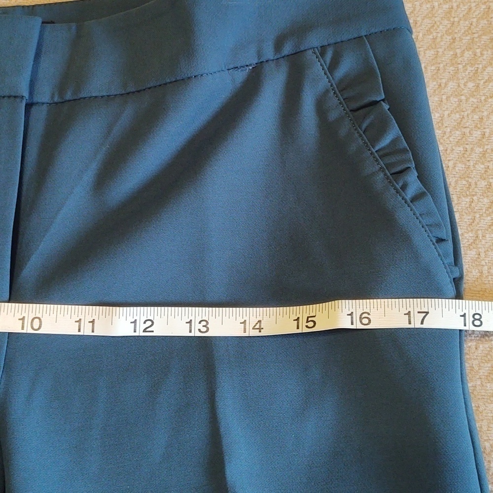 Talbot Women's Pants with ruffle on front pockets - Picture 6 of 9
